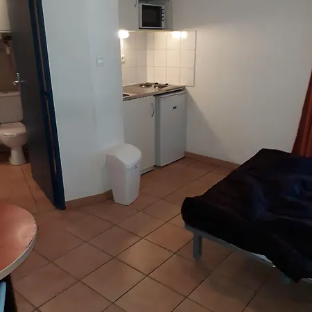 Kosy - La Salamandre Apartahotel Aviñón